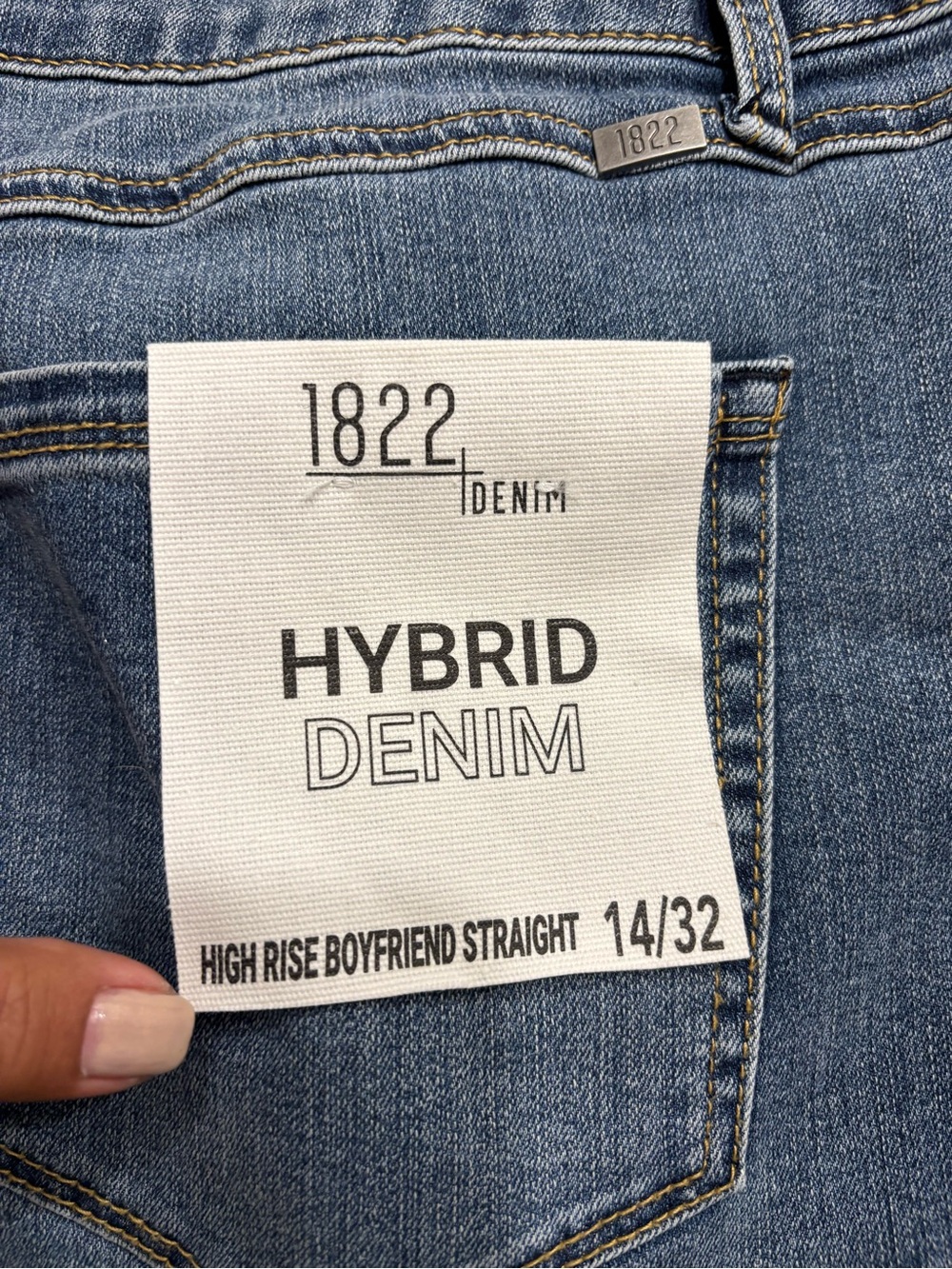 1822 Denim High-Rise Boyfriend Straight Jeans - Light Blue